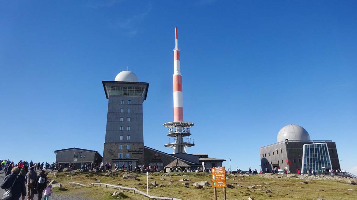 Auf dem Brocken-Gipfel